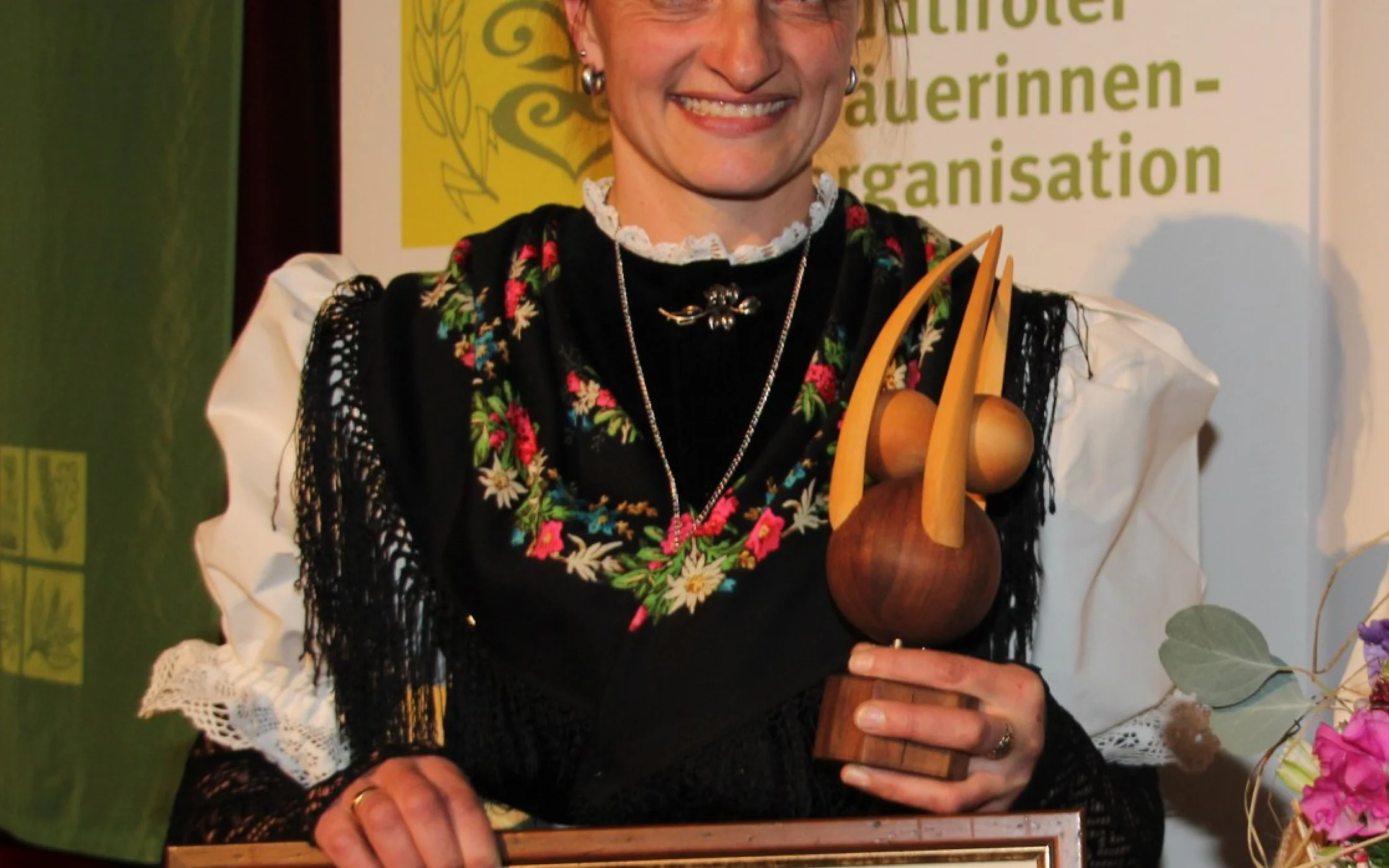 LBT2016_Buerin des Jahres_Portrait_2_1116x1200.jpg